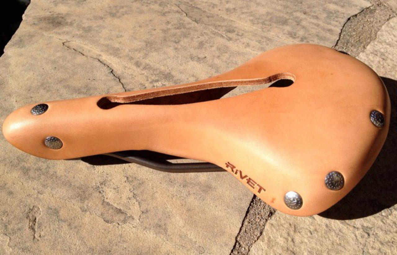 Review Rivet Independence chromoly saddle road.cc